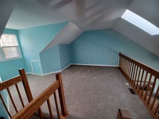 Building Photo - 8028 Valleys Crest Ct