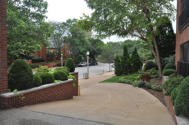 Building Photo - 4540 Laclede Ave