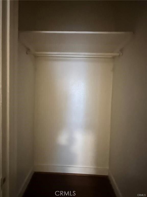 Building Photo - 166 E 36th Pl