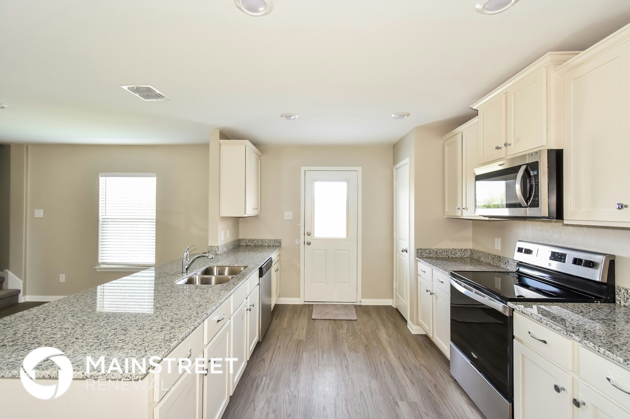 Building Photo - 3103 Begonia Bend