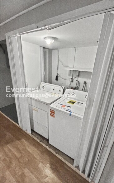 Building Photo - 2412 Arcadia Rd