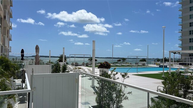 Building Photo - 770 Claughton Island Dr