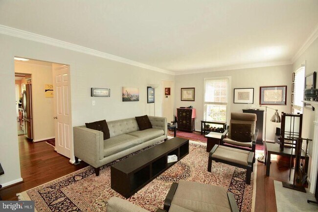 Building Photo - 6153 Summer Park Ln