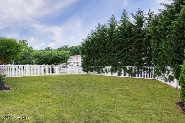 Building Photo - 17 Wisteria Pl
