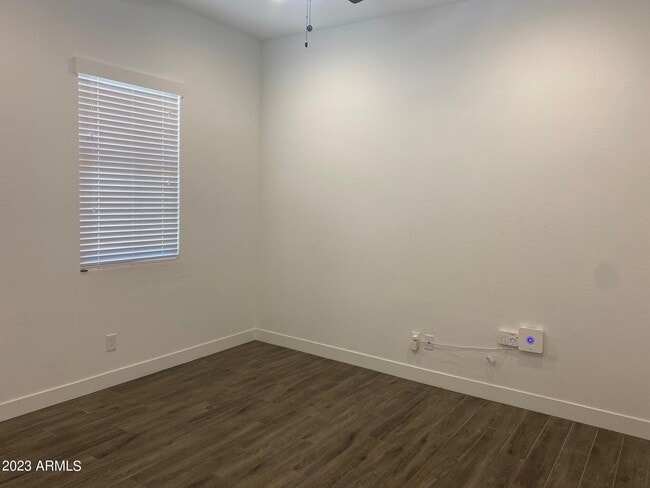 Building Photo - 7218 W Pinnacle Vista Dr