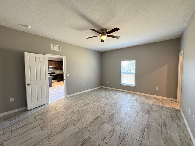 Building Photo - Immaculate 3-Bedroom, 2-Bathroom Home in Palm Bay