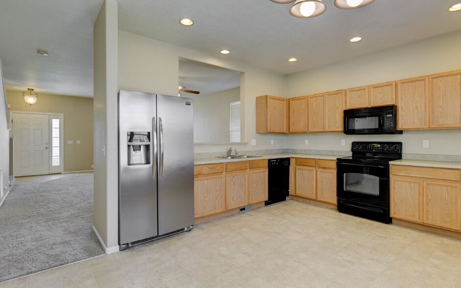 Building Photo - 2850 Tumblewood Grove
