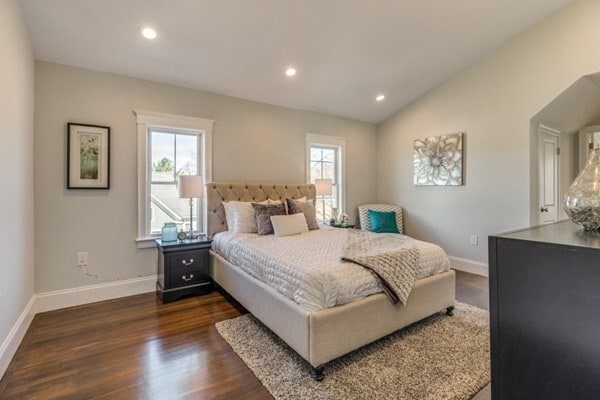 Building Photo - 107 Warren St