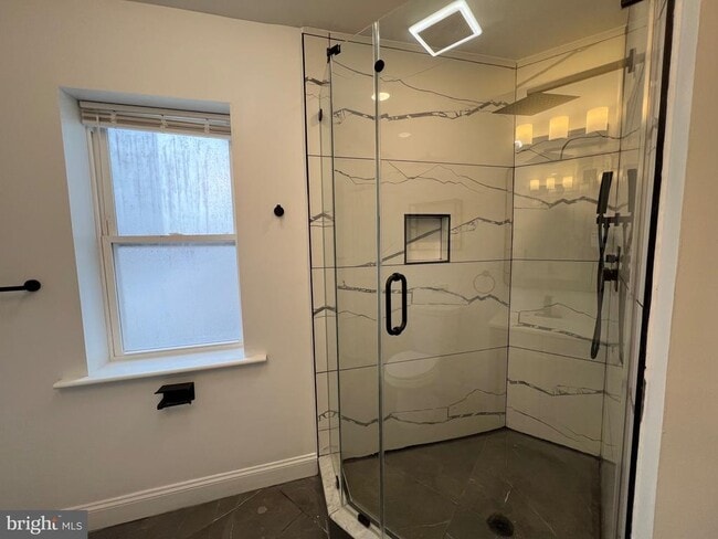 Building Photo - 2145 Elkins Ave