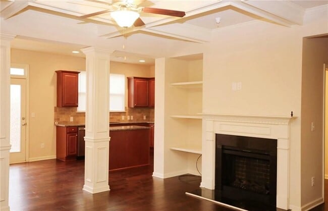Building Photo - 2293 Spicy Pine Dr