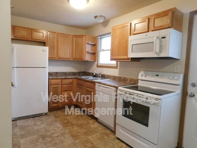 Building Photo - 152 Cardinal Wy