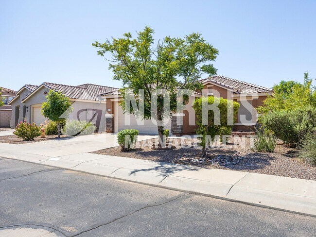 Building Photo - Beautiful Remodeled Home with 3 Rooms