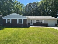 Building Photo - 502 Thyme Ct