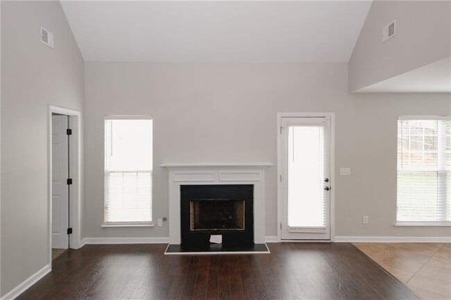 Building Photo - 7000 Lunar Blue Way