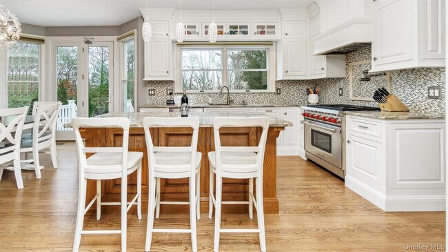 Building Photo - 151 Chardonnay Dr