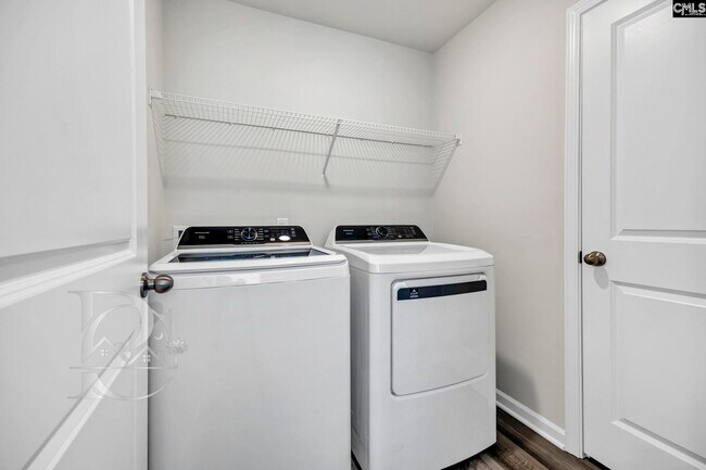 Building Photo - 519 Marcus Wy