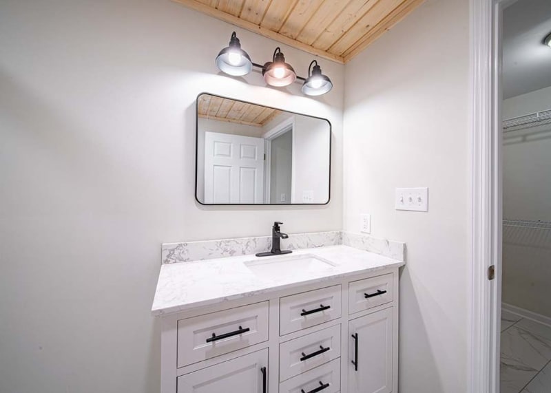 Building Photo - 31 Woodland Cir