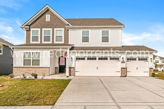 Building Photo - 2224 Boxwood Dr