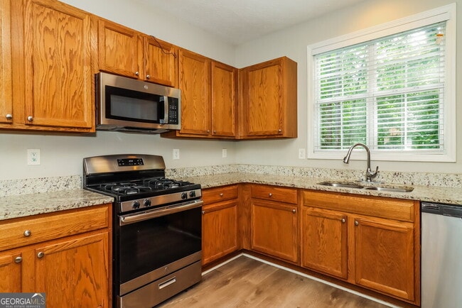 Building Photo - 7106 Hillcrest Chase Dr SW