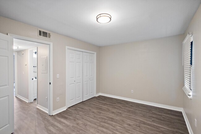 Building Photo - 647 Rio Street