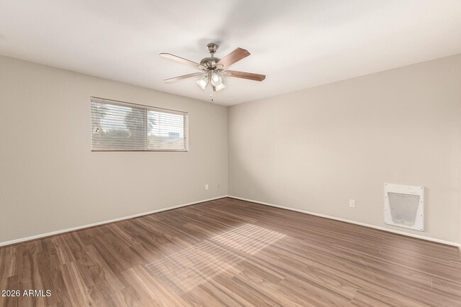 Building Photo - 4731 W Shaw Butte Dr