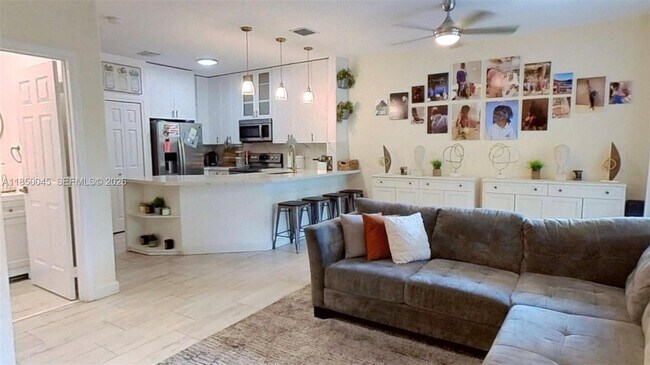 Building Photo - 1420 SE 26th Ave