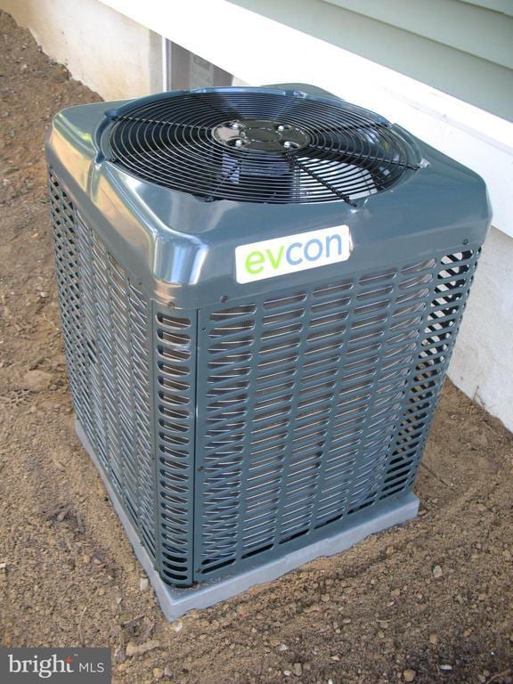 Building Photo - 1804-6 Kings Hwy