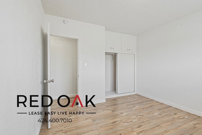 Building Photo - 1214 S Atlantic Dr