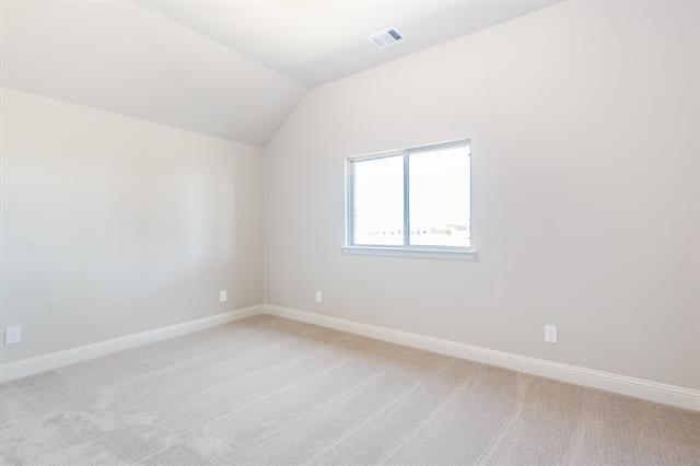 Building Photo - 630 Crystal Lk Ln