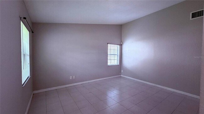 Building Photo - 400 Morrill Terrace