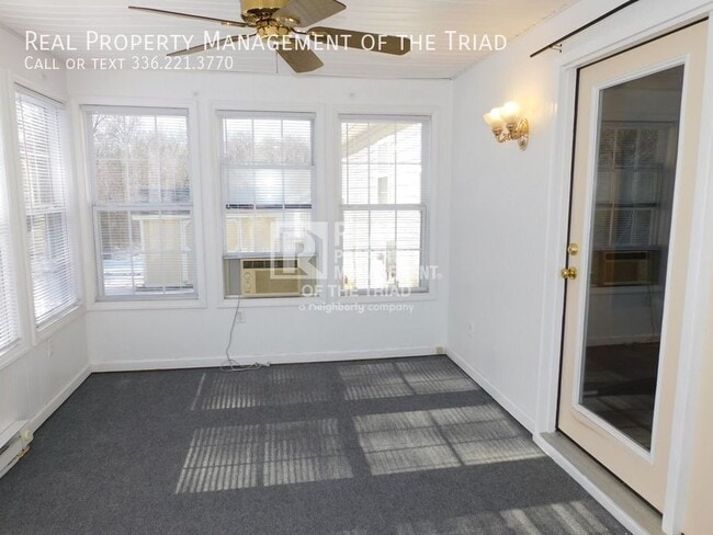 Building Photo - 13 Birchwood Ct