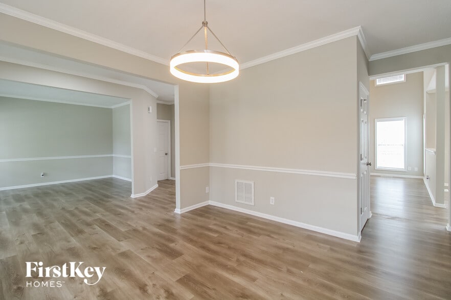 Building Photo - 2123 Liberty Valley Rd