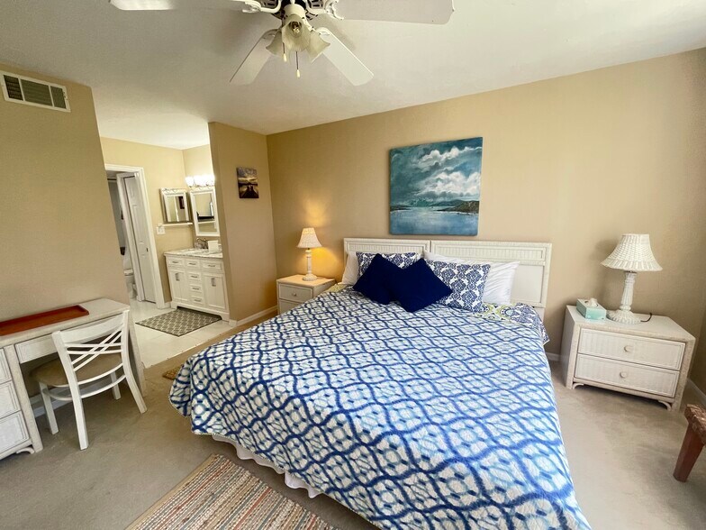 Master Bedroom entering Master Bath - 285 Naples Cove Dr
