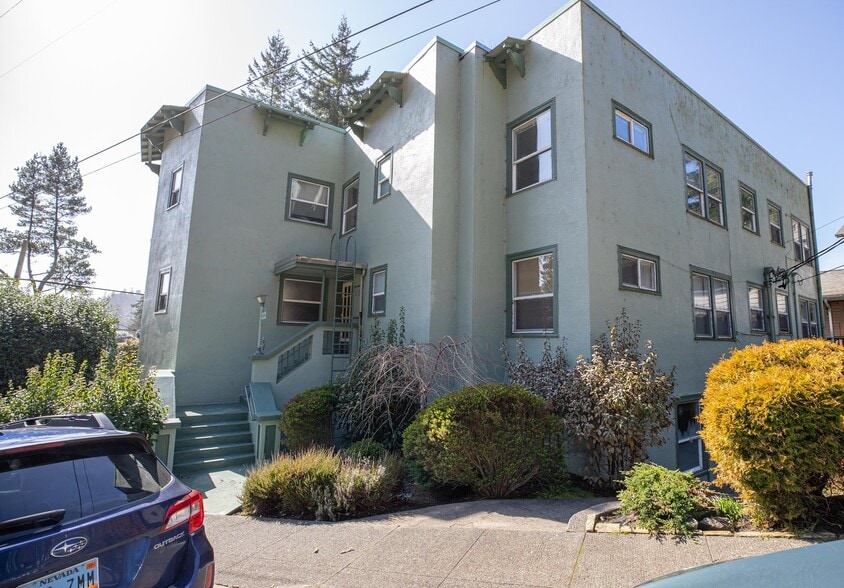 Welcome Home! - 319 N 8th St