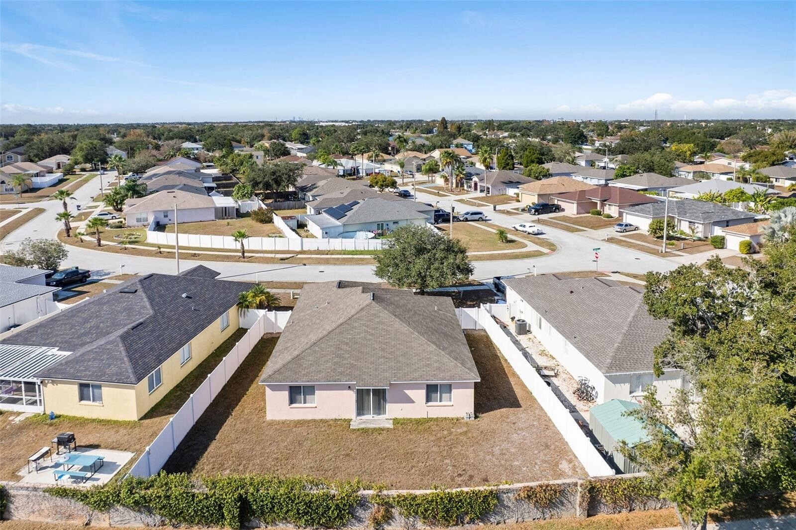 Building Photo - 1504 Silktree Ct