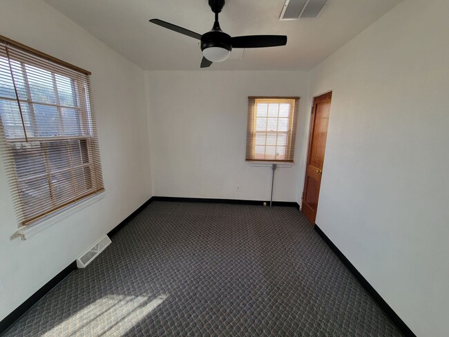 Building Photo - ALL PROSPECTIVE TENANTS MUST SUBMIT A $58 ...