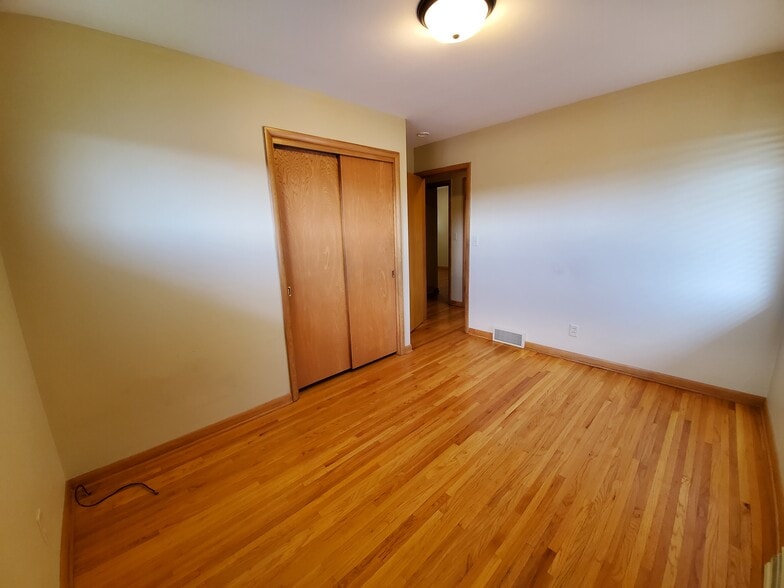 Bedroom 2 - 1913 3rd Ave NE