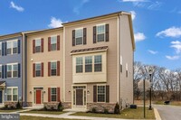 Building Photo - 2901 Osprey Wy