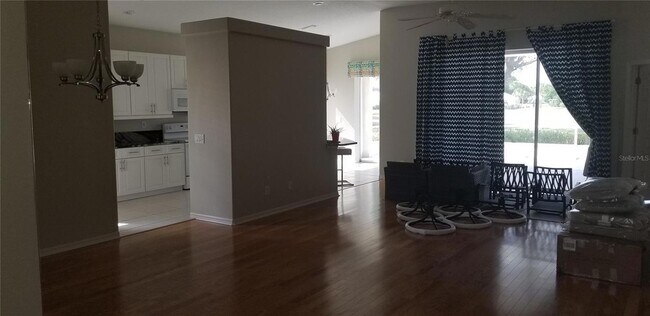 Building Photo - 232 Wetherby St