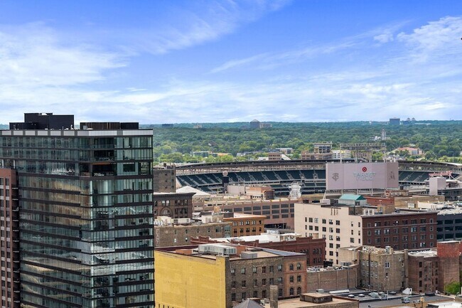 Building Photo - 19 S 1st St