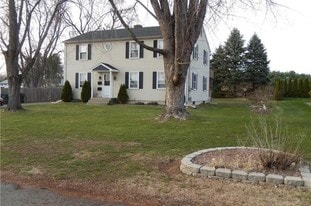 Building Photo - 10 Dewey Ave