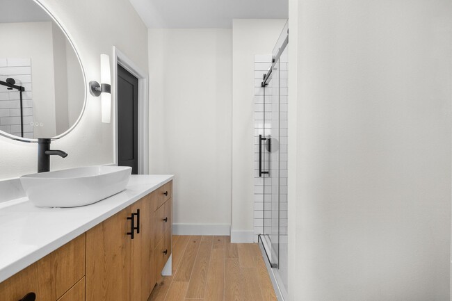 Building Photo - Available August 2026! BRAND NEW 3-Story 5Bed/5Bath Townhome across from Blinn!