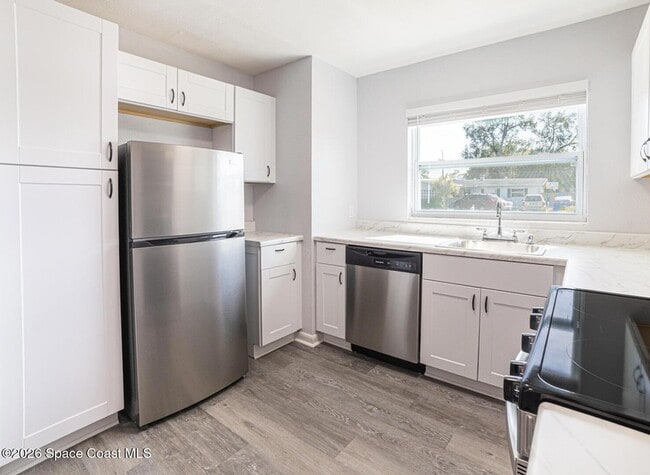 Building Photo - 3332 Elder St