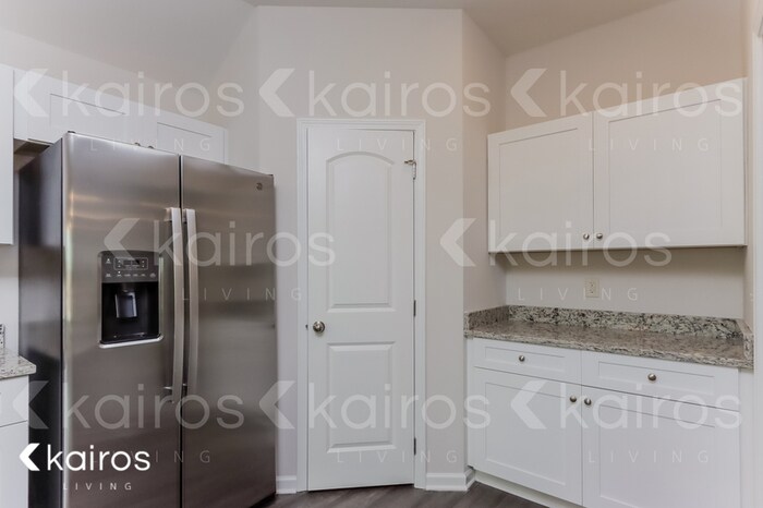 Building Photo - 6637 Triston Way