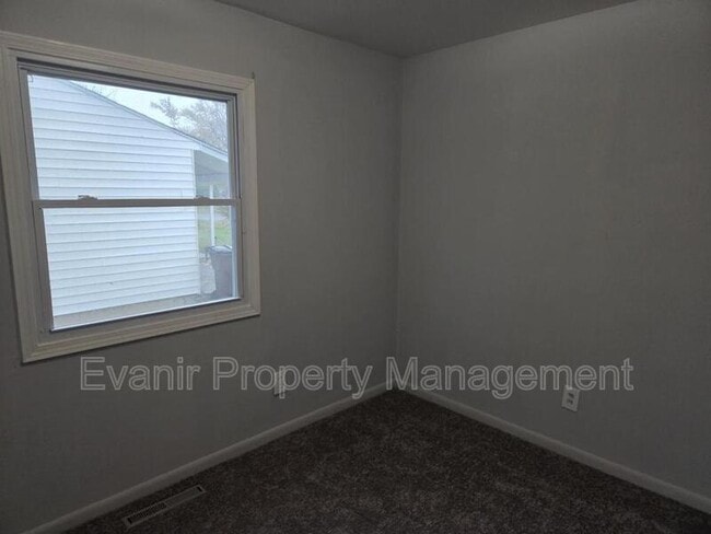 Building Photo - 3747 Barbarosa Dr