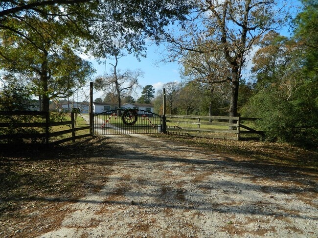 Building Photo - 3434 2nd St