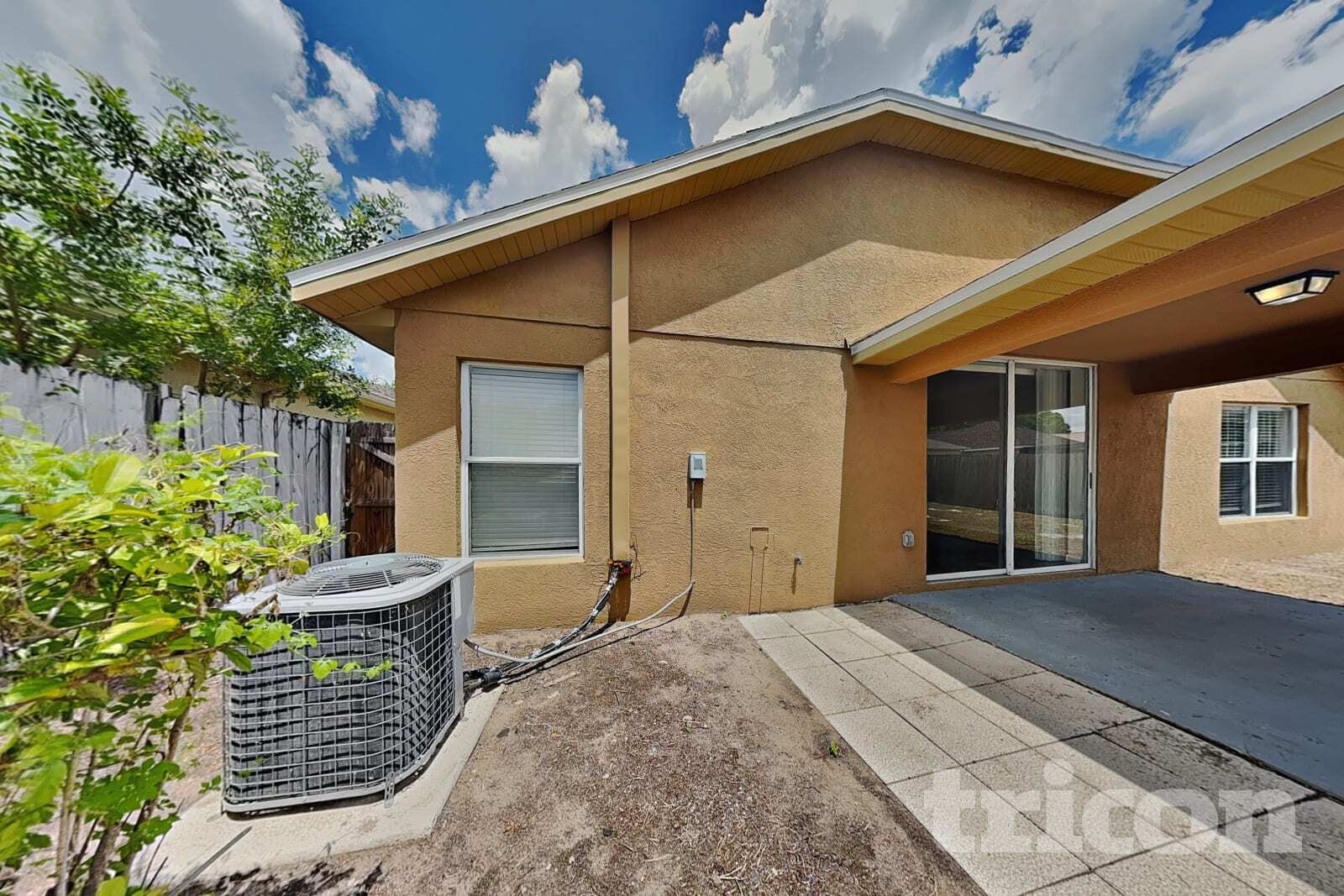 Building Photo - 6816 Monarch Park Dr
