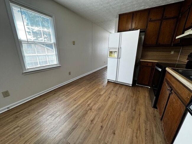 Building Photo - !!!WARNING: AVOID SCAMS CONFIRM RENTAL AT ...