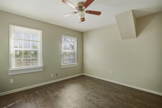 Building Photo - 1015 Prune St