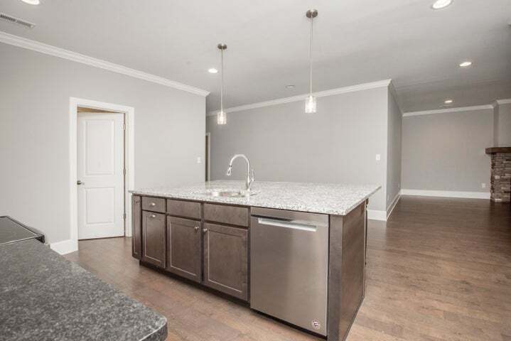 Building Photo - 481 Chapel Grove Ln